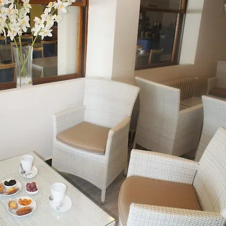 Beau Rivage Hotel 3*