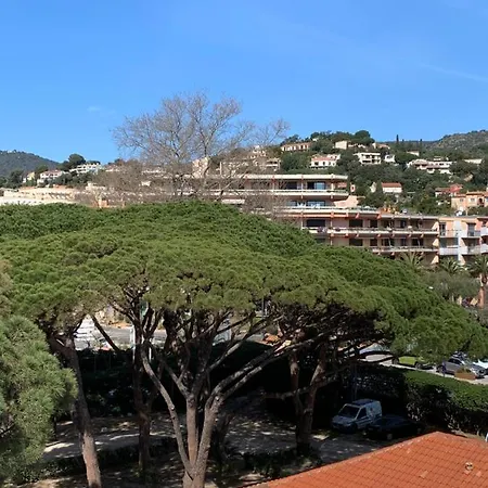 Beau Rivage Szálloda Le Lavandou