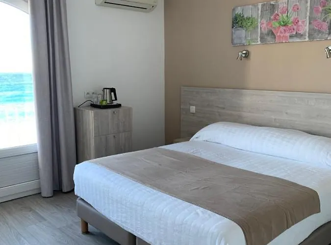Hotell Beau Rivage 3*