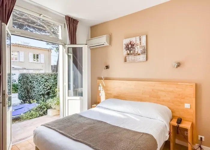 Beau Rivage Hotell 3*
