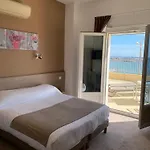 Beau Rivage Hotel Le Lavandou