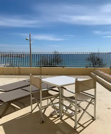 ホテル Beau Rivage ル・ラヴァンドゥー