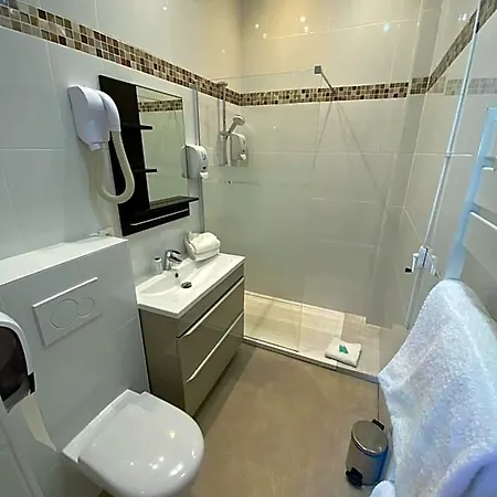 Hotel Beau Rivage 3*