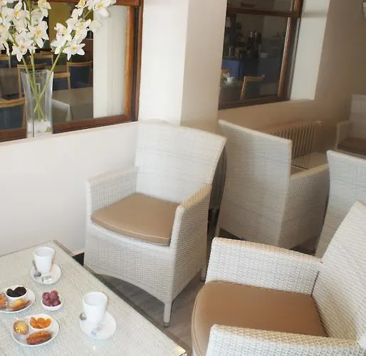 Beau Rivage Hotel 3*